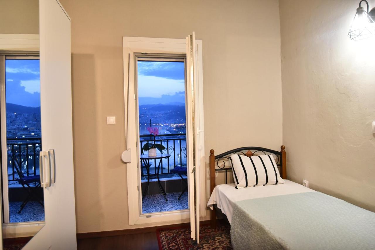 Golden Sea View - Old Town Apartment Кавала Екстериор снимка