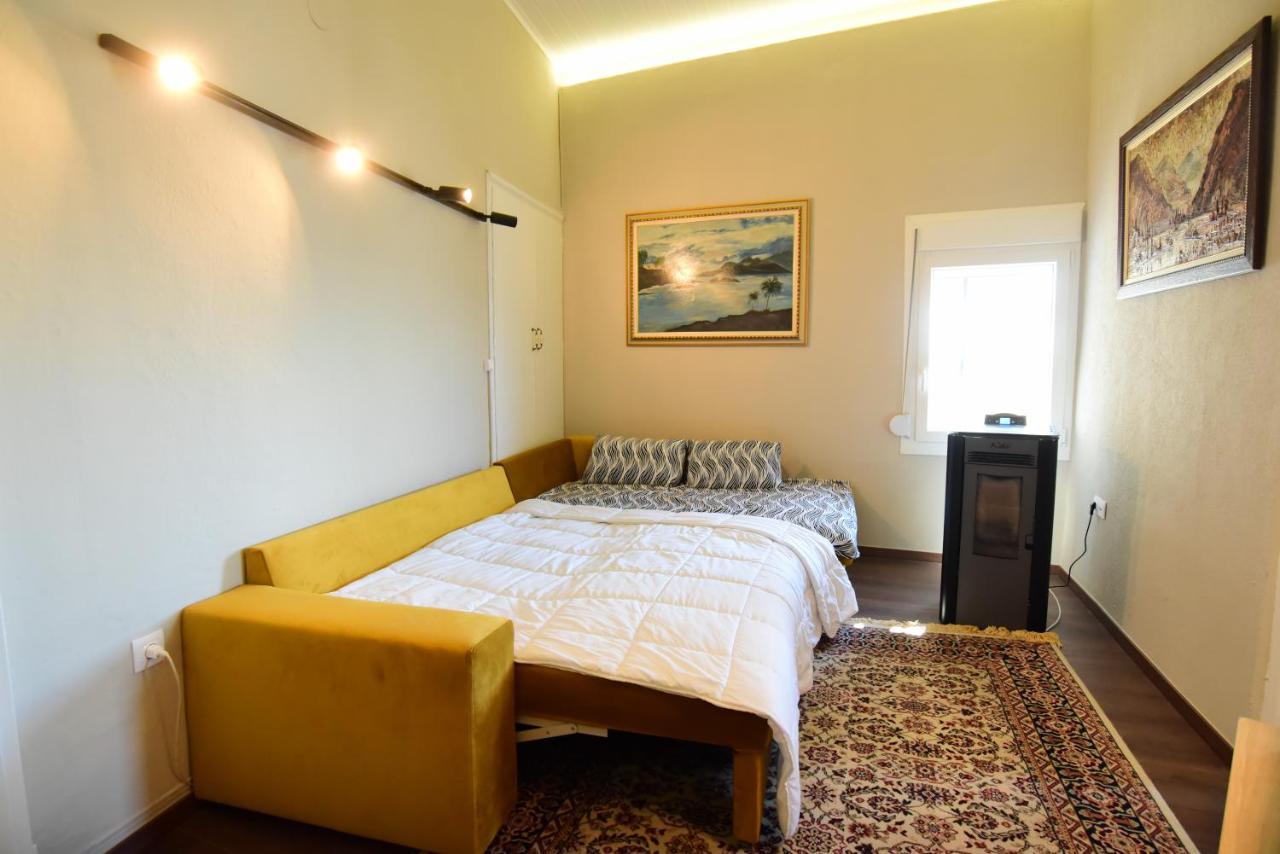 Golden Sea View - Old Town Apartment Кавала Екстериор снимка